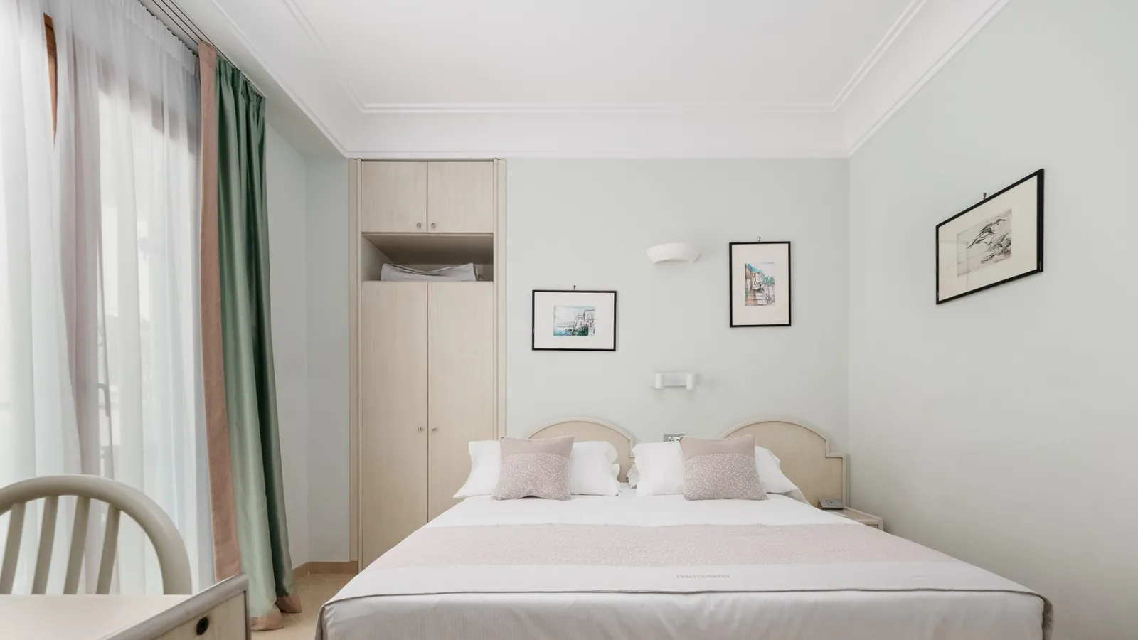 Classic Room with Balcony
