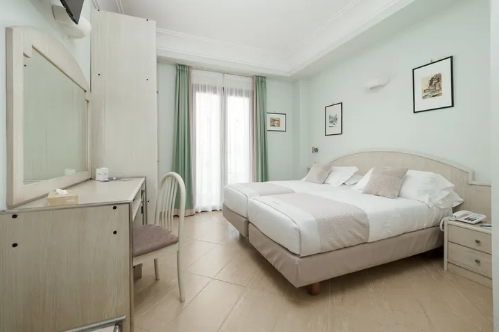 Comfort Room with Balcony-10