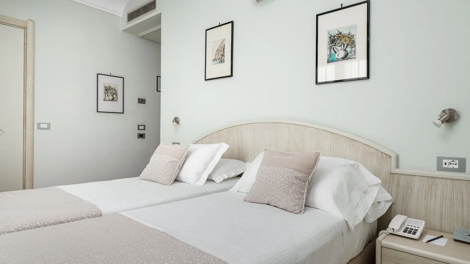 Superior Double Room with Balcony and Sea View