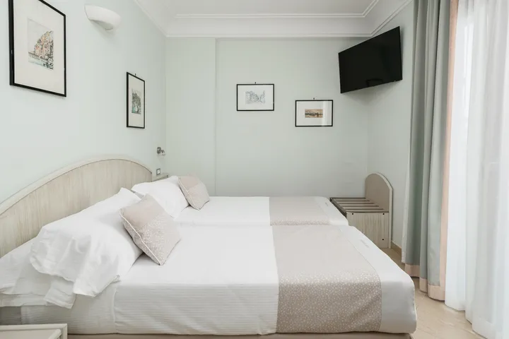 Superior-Doppelzimmer mit Balkon und Meerblick-1