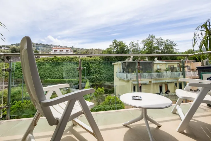 Triple Room with Balcony-12