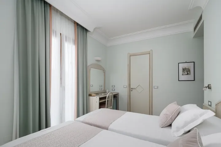 Superior-Doppelzimmer mit Balkon und Meerblick-4